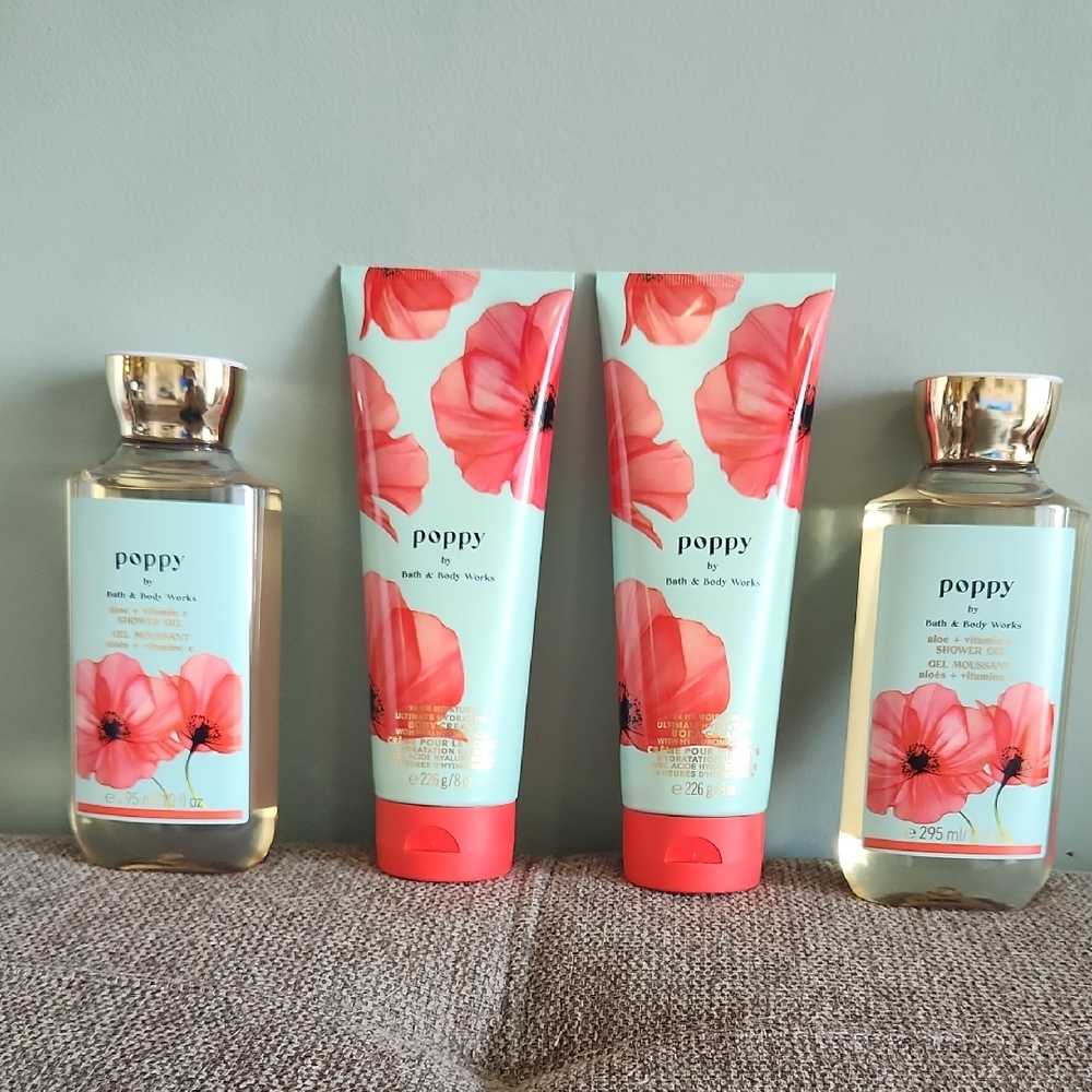 Bath & Body Set - Red and Gold